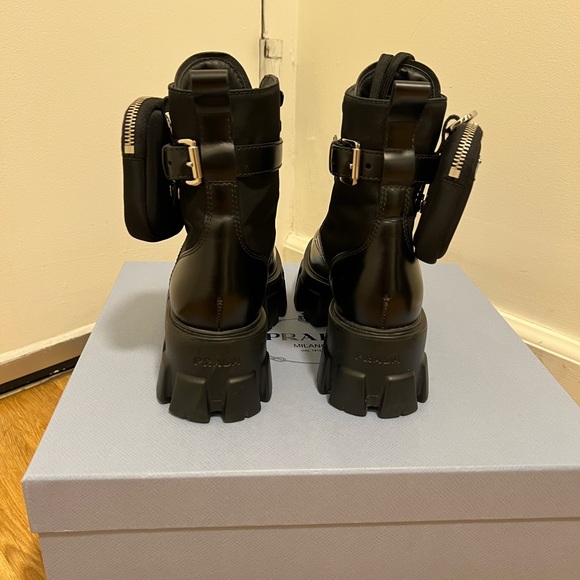 Prada boots - Picture 2 of 3